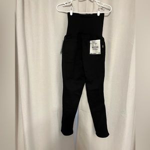 Maternity black crop skinny denim by 1822 Denim (size 31)